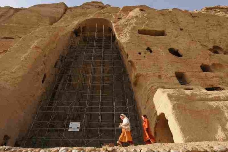 ฉัตรสุมาลย์ : ร่องรอยของพุทธศาสนาในอัฟกานิสถาน - มติชนสุด ...